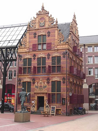 Het Goudkantoor te Groningen